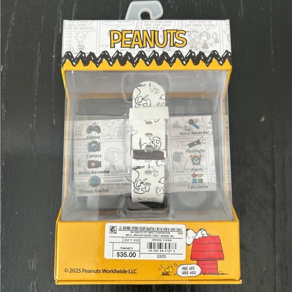 Kids' Snoopy Light Up
Smartwatch - Picture 2 of 9